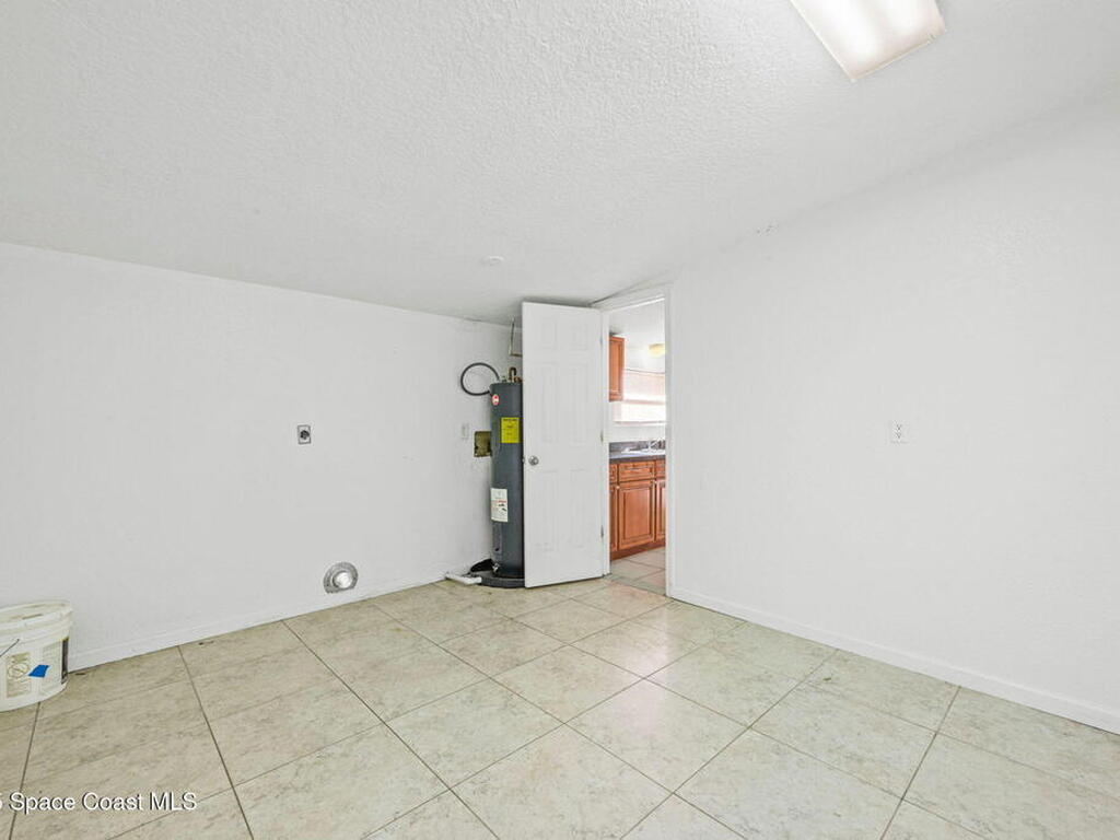 907 Espanola Way, Melbourne, FL 32901