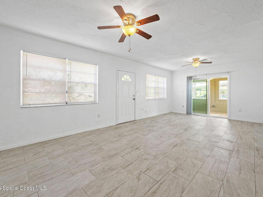 907 Espanola Way, Melbourne, FL 32901