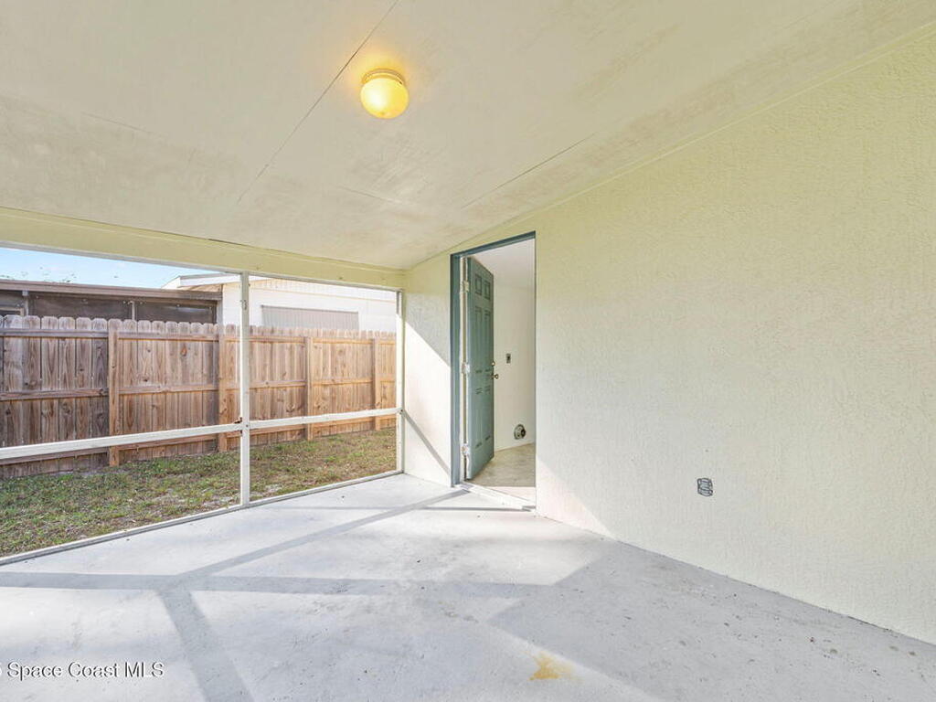 907 Espanola Way, Melbourne, FL 32901