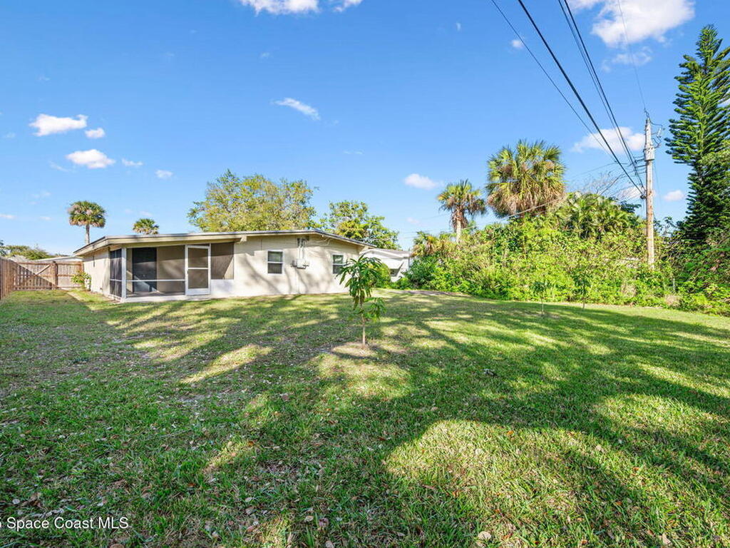 907 Espanola Way, Melbourne, FL 32901