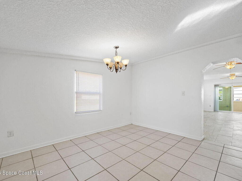 907 Espanola Way, Melbourne, FL 32901