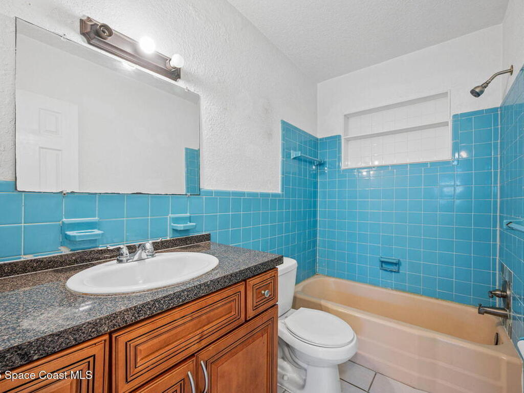 907 Espanola Way, Melbourne, FL 32901