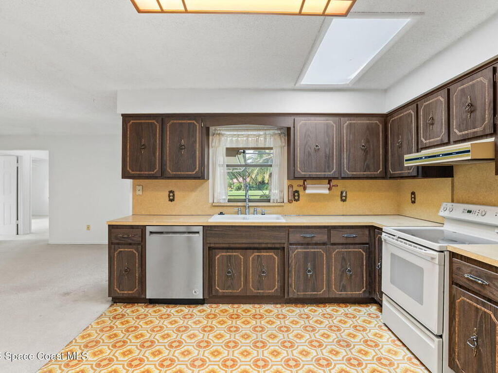 511 Inverness Avenue, Melbourne, FL 32940