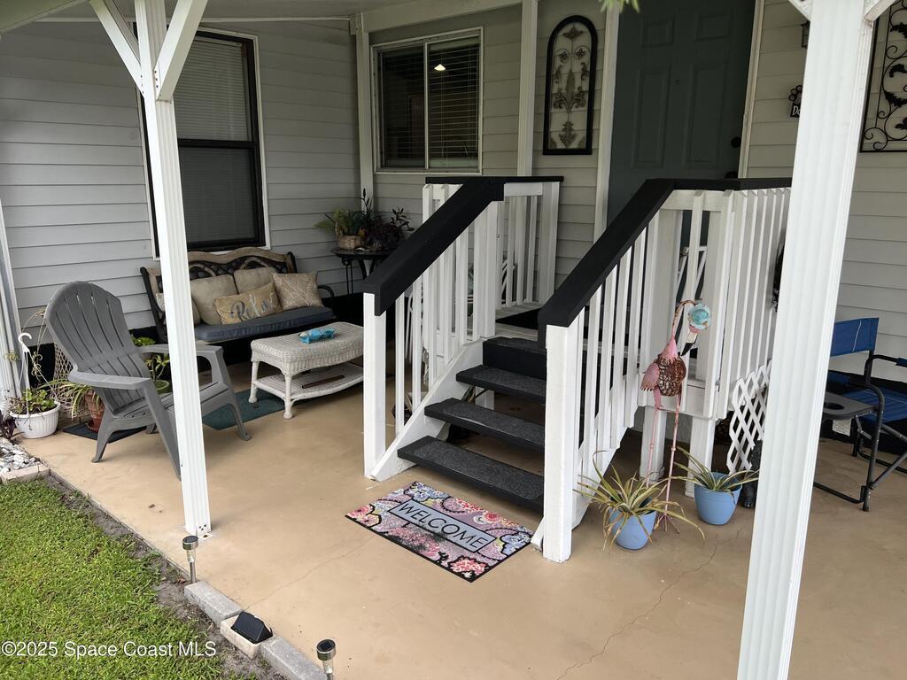 1724 Mango Street, Palm Bay, FL 32905