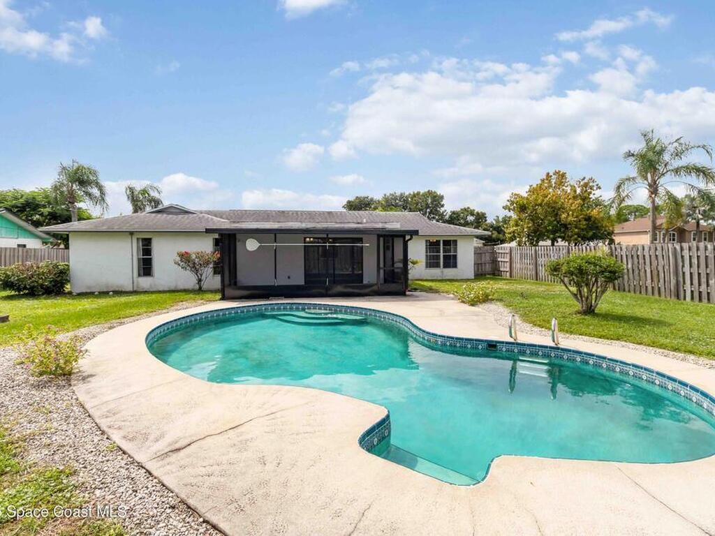 627 Binney Street, Palm Bay, FL 32907