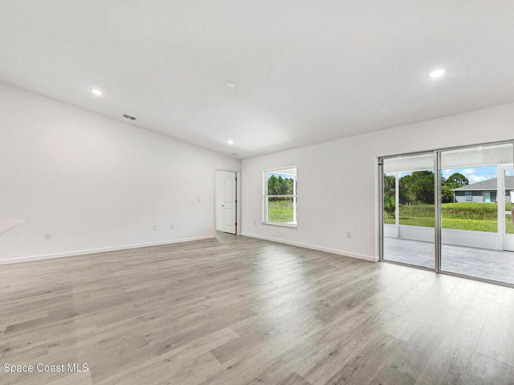 3110 Lakeland Avenue, Palm Bay, FL 32908