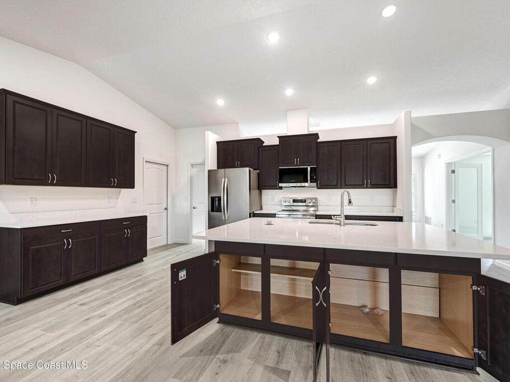 3110 Lakeland Avenue, Palm Bay, FL 32908