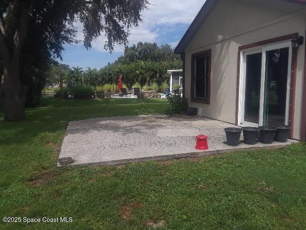 282 Velvet Avenue, Palm Bay, FL 32907