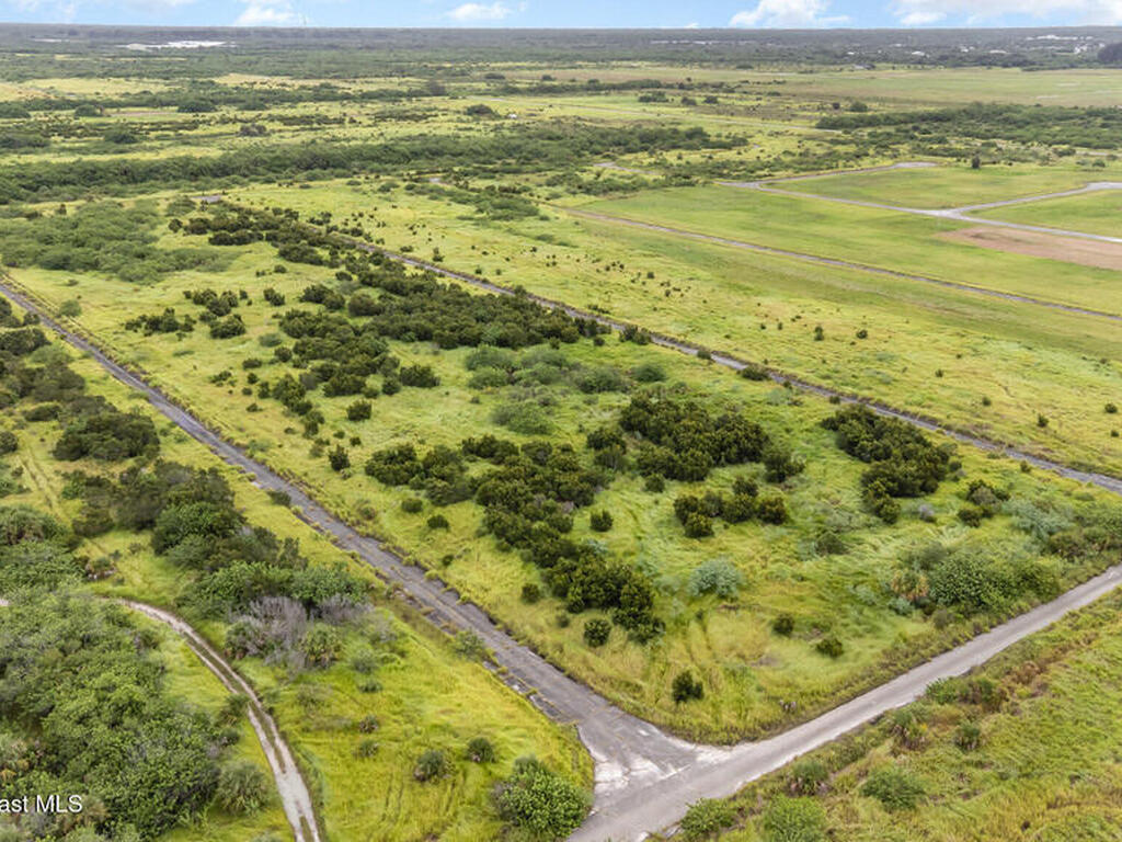 2555 Deviltree Avenue, Palm Bay, FL 32908