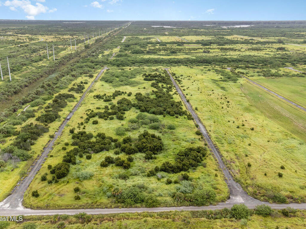 2555 Deviltree Avenue, Palm Bay, FL 32908