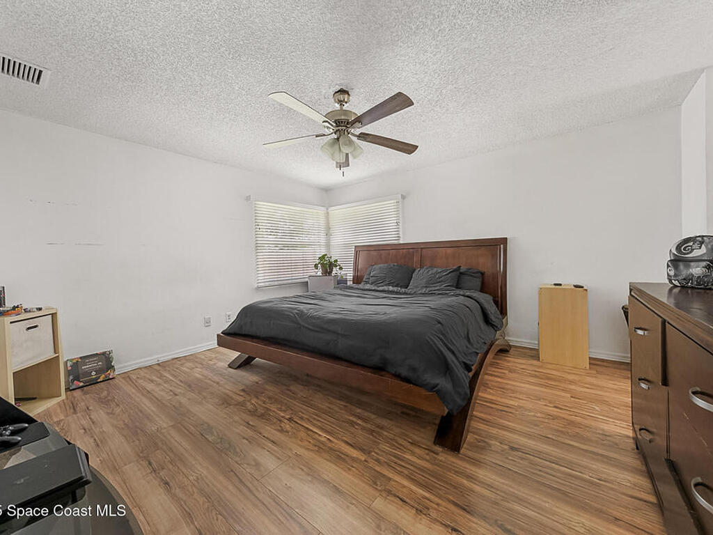 1099 Pace Drive, Palm Bay, FL 32907