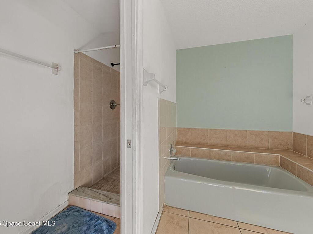 1099 Pace Drive, Palm Bay, FL 32907