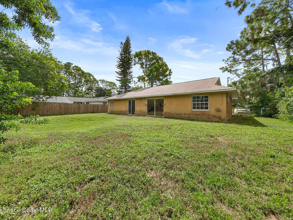 1099 Pace Drive, Palm Bay, FL 32907