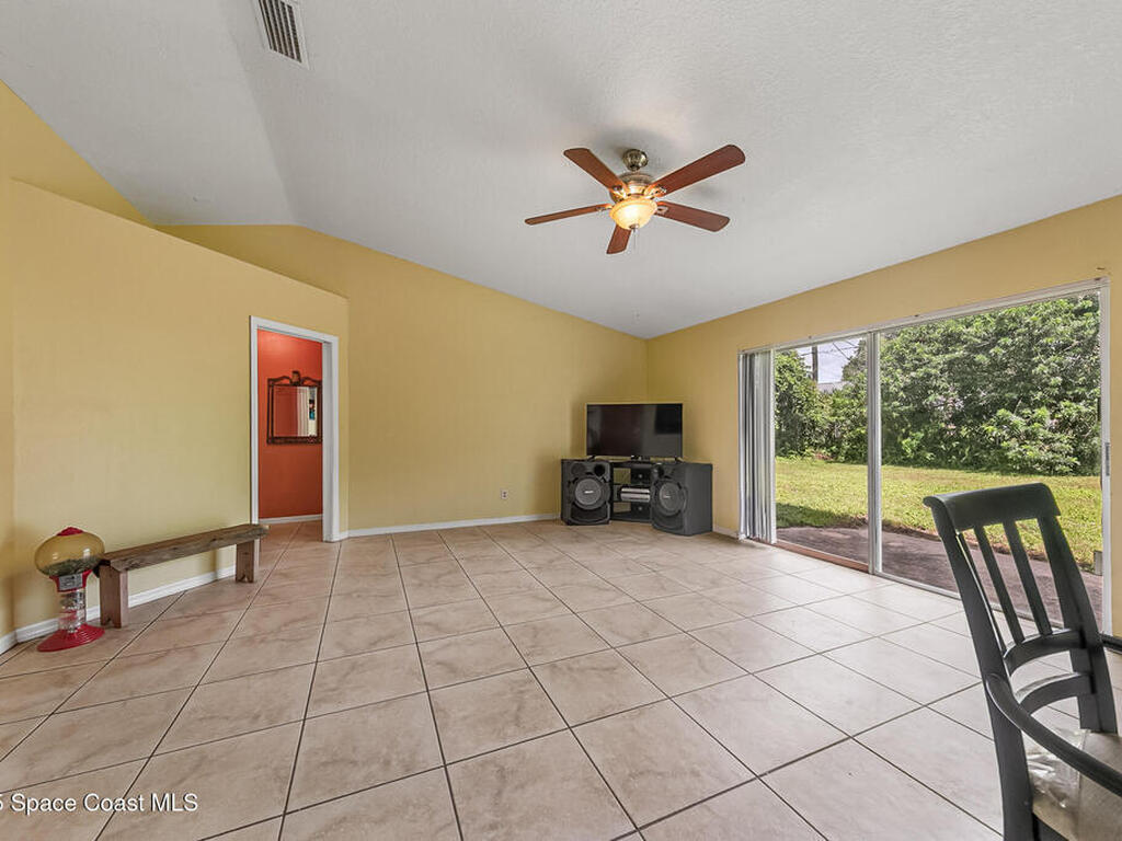 1099 Pace Drive, Palm Bay, FL 32907