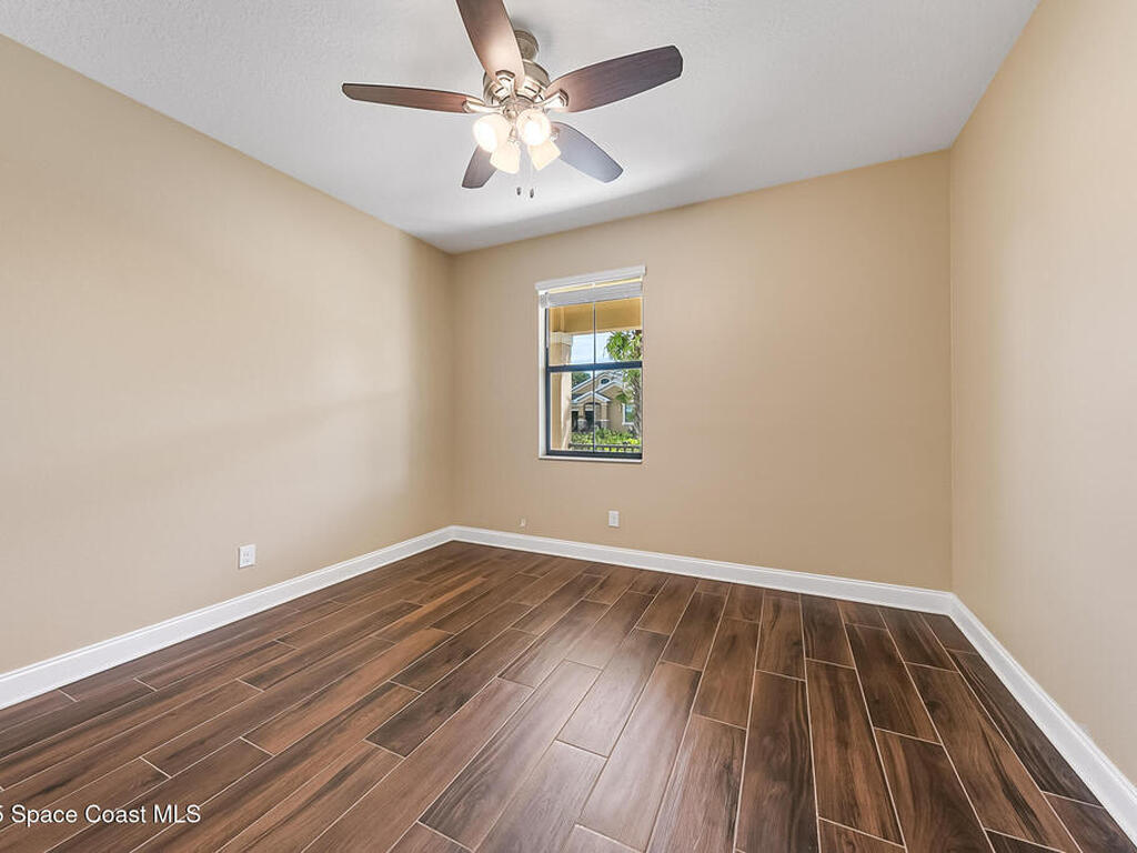 8582 Strom Park Drive, Melbourne, FL 32940