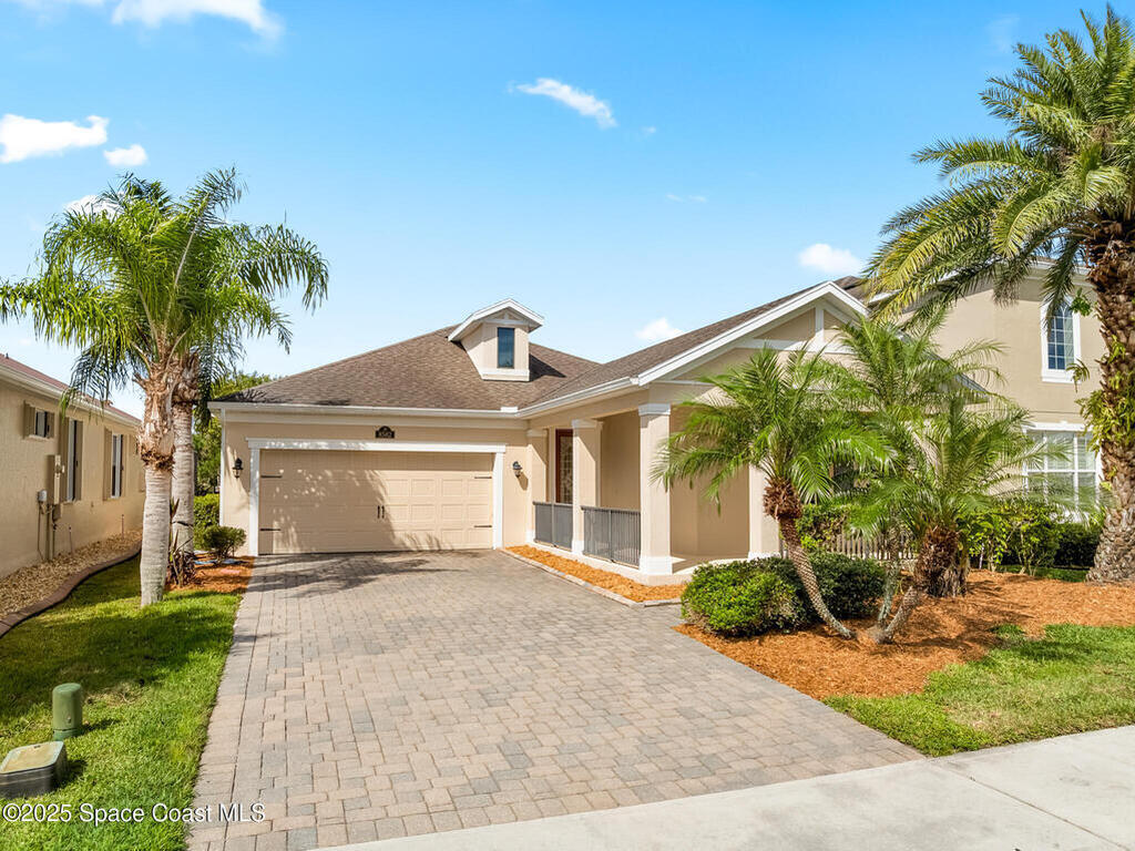 8582 Strom Park Drive, Melbourne, FL 32940