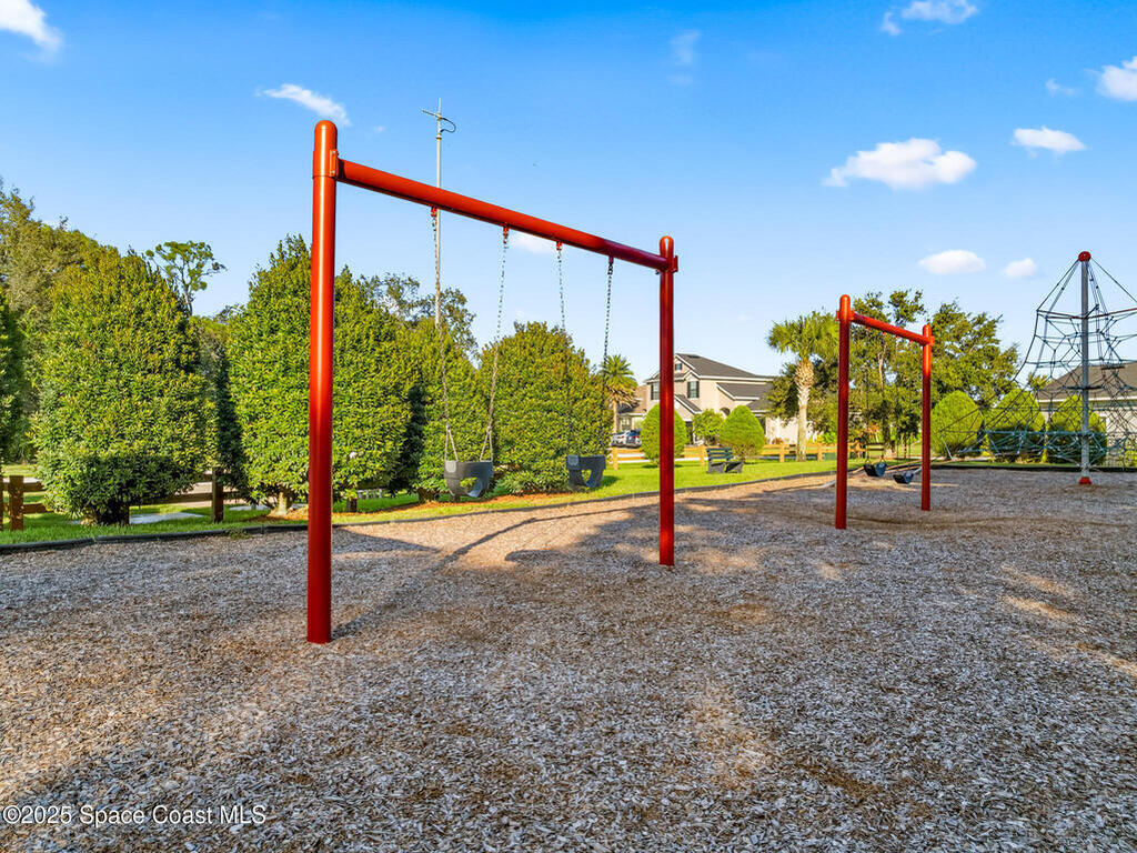 8582 Strom Park Drive, Melbourne, FL 32940