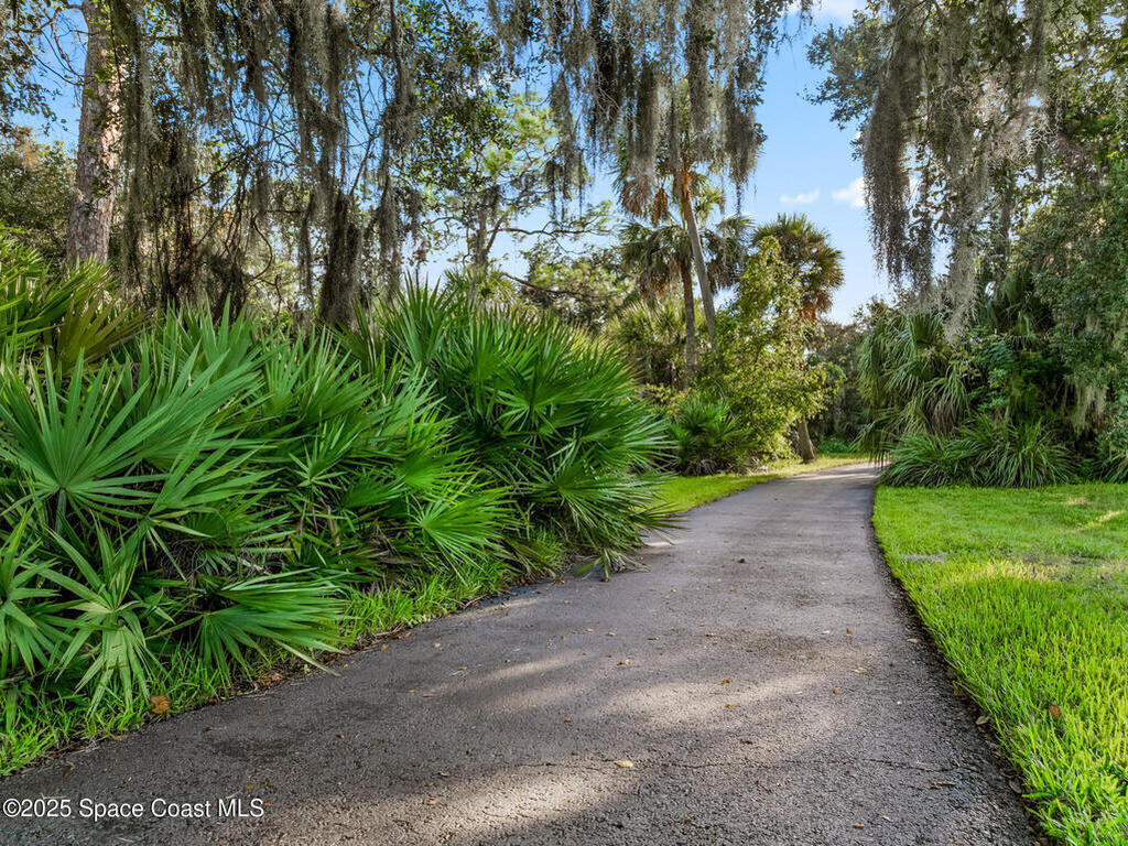 8582 Strom Park Drive, Melbourne, FL 32940