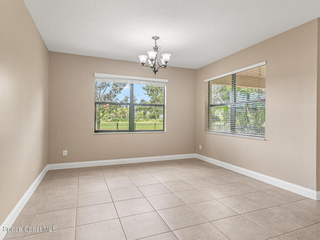 8582 Strom Park Drive, Melbourne, FL 32940