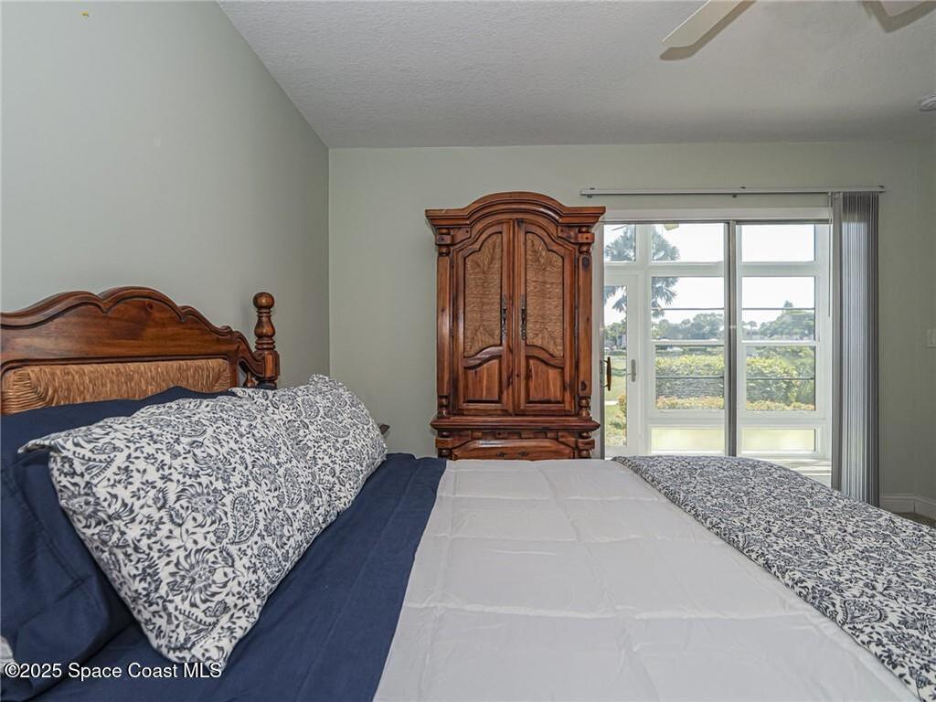 111 Springlake Court, Vero Beach, FL 32962