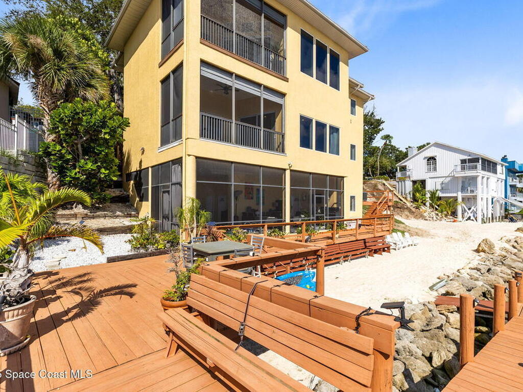 2636 N Indian River Drive, Cocoa, FL 32922