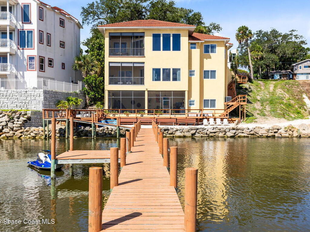 2636 N Indian River Drive, Cocoa, FL 32922