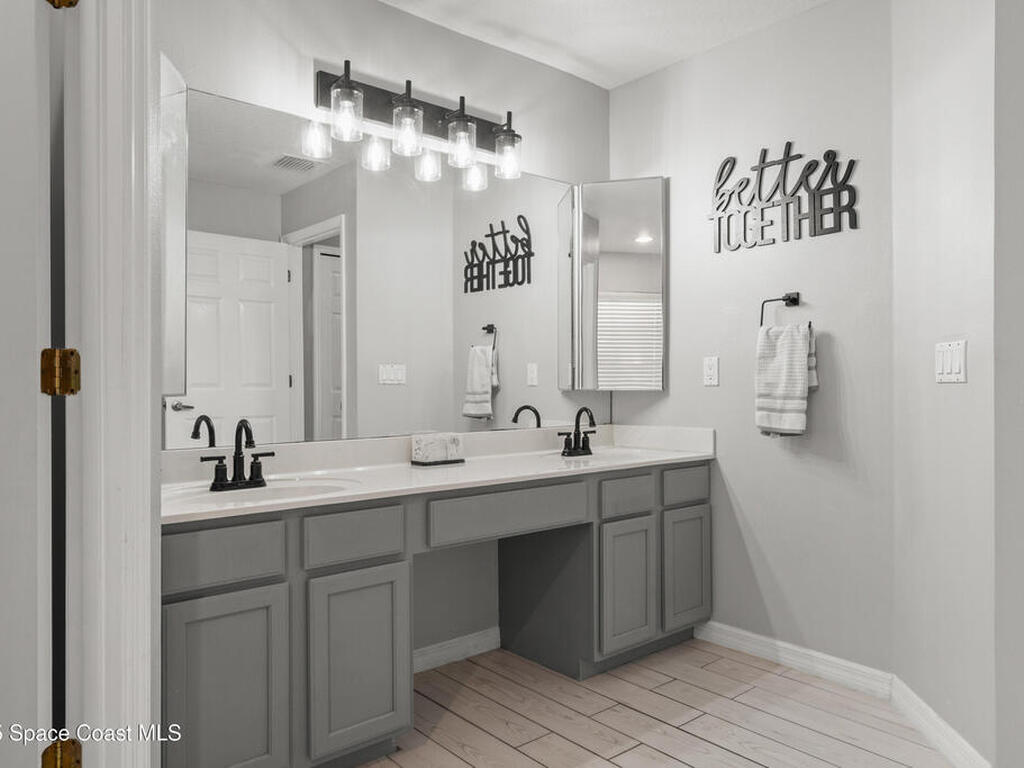 2618 Aston Circle, Melbourne, FL 32940