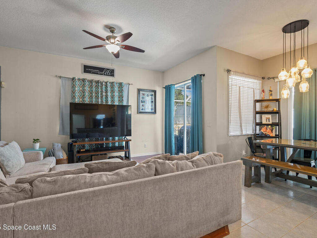 2618 Aston Circle, Melbourne, FL 32940