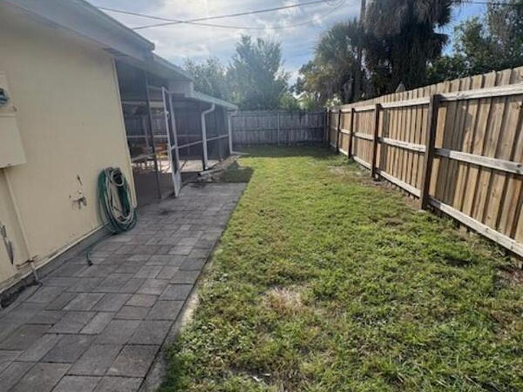 995 Botany Lane, Rockledge, FL 32955