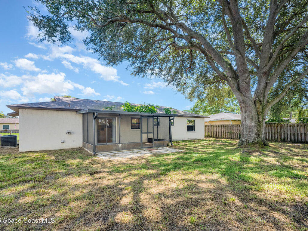 2211 Longbow Road, Cocoa, FL 32926