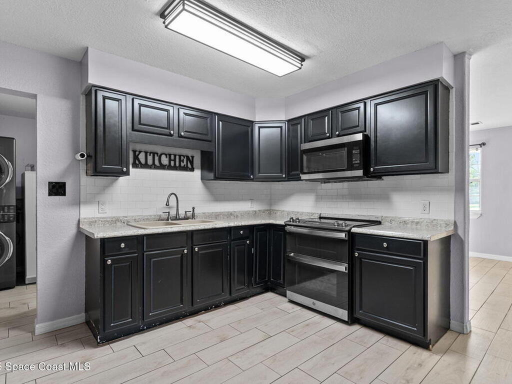 2170 Michigan Street, Melbourne, FL 32904