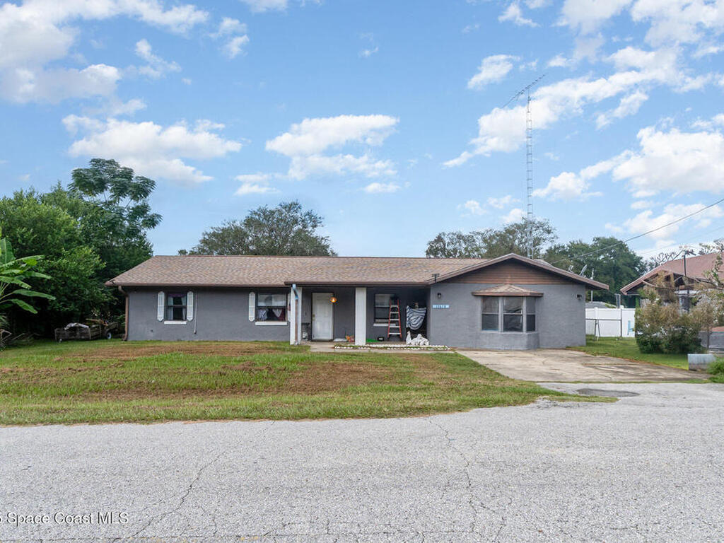13678 SE 51st Avenue, Summerfield, FL 34491
