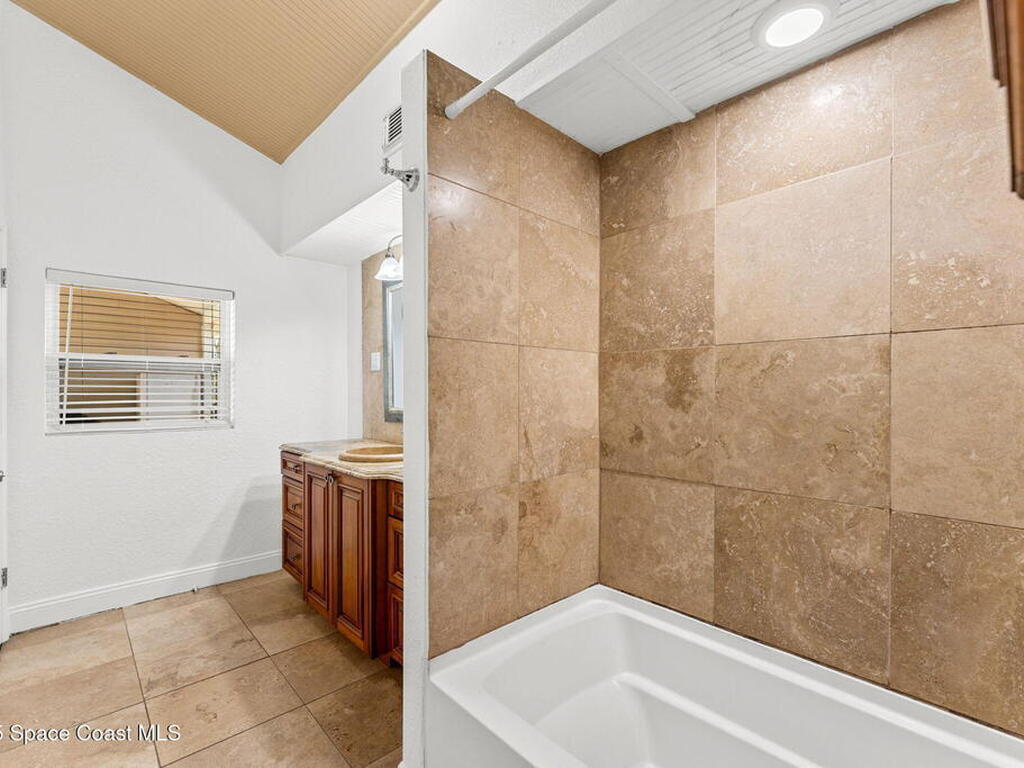 1625 Hortana Drive, Merritt Island, FL 32952