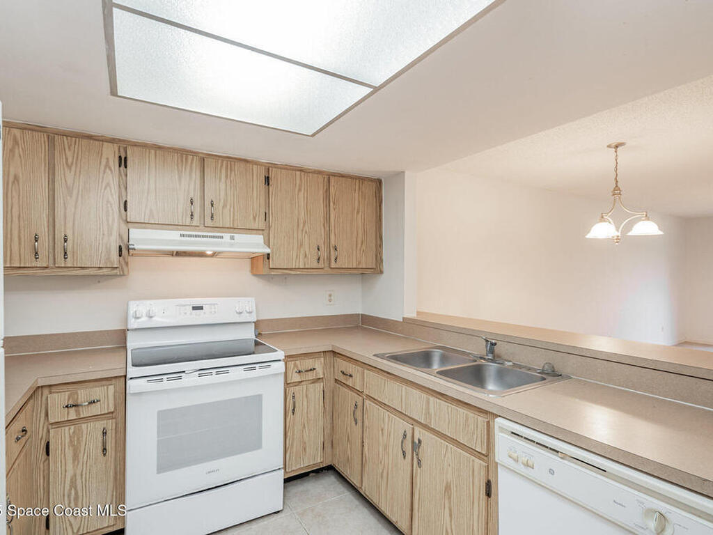 1033 Regency Drive, Melbourne, FL 32935