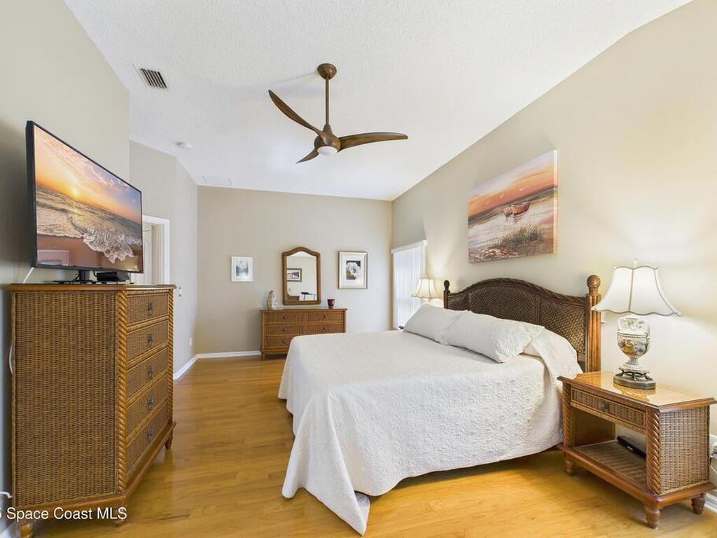 946 Shaw Circle, Melbourne, FL 32940