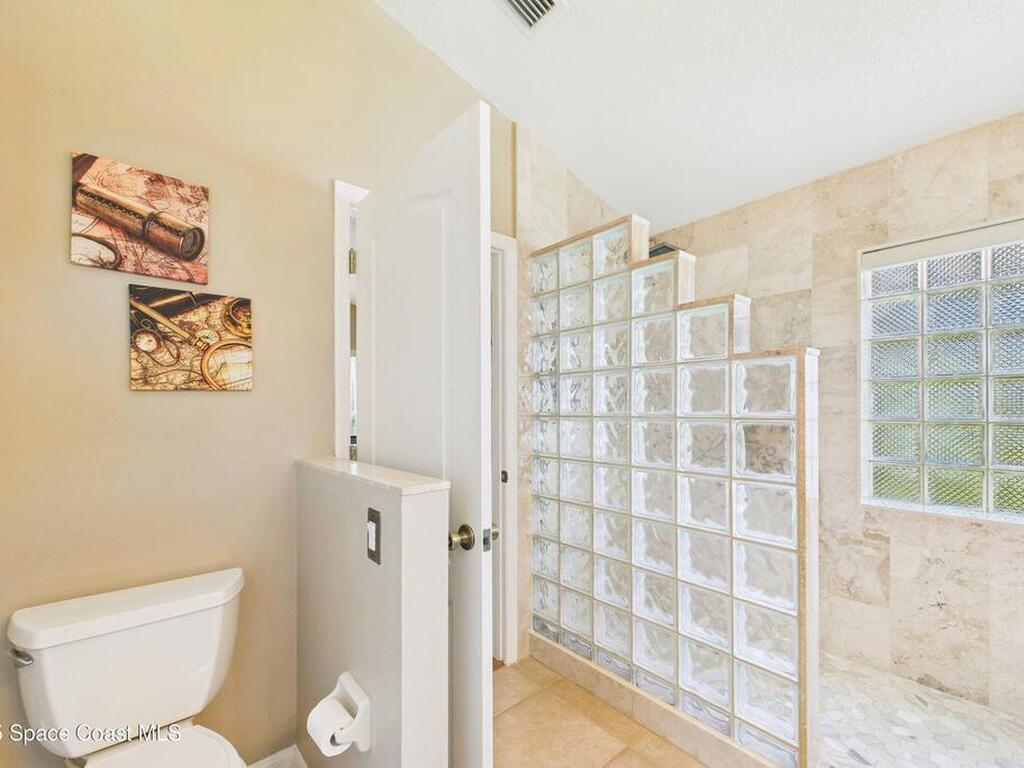 946 Shaw Circle, Melbourne, FL 32940