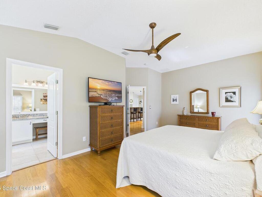 946 Shaw Circle, Melbourne, FL 32940