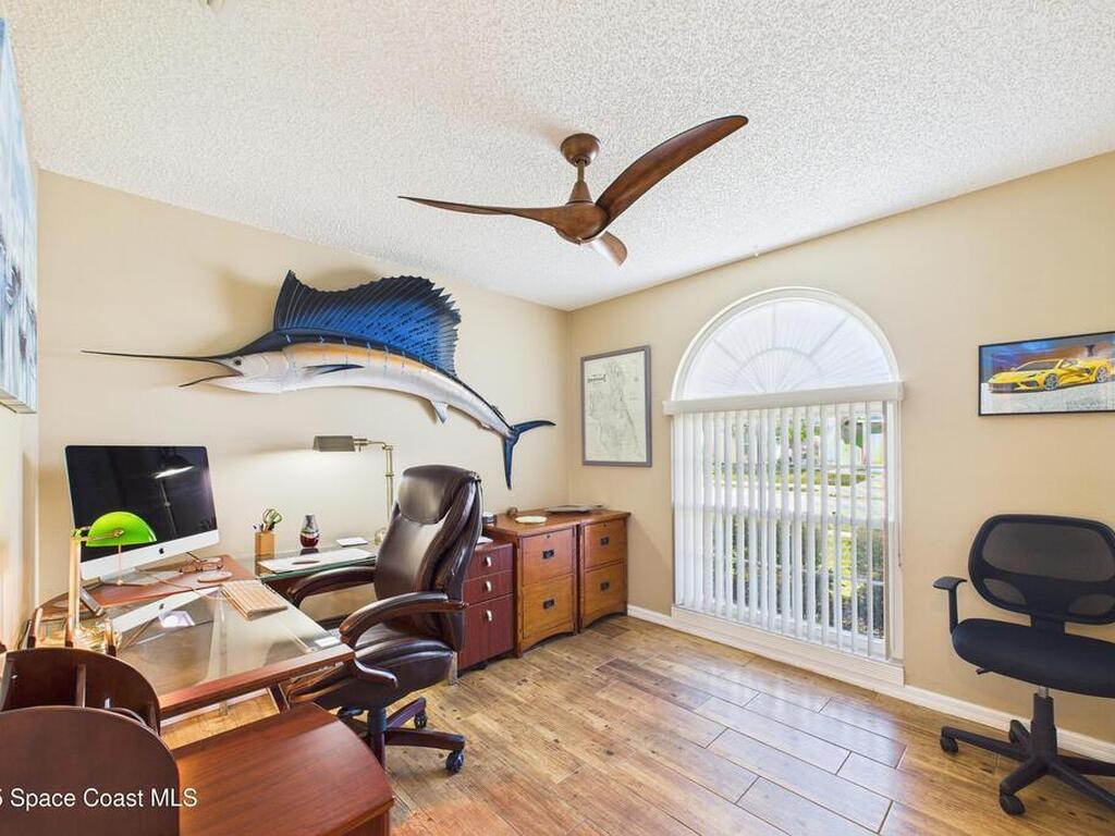 946 Shaw Circle, Melbourne, FL 32940