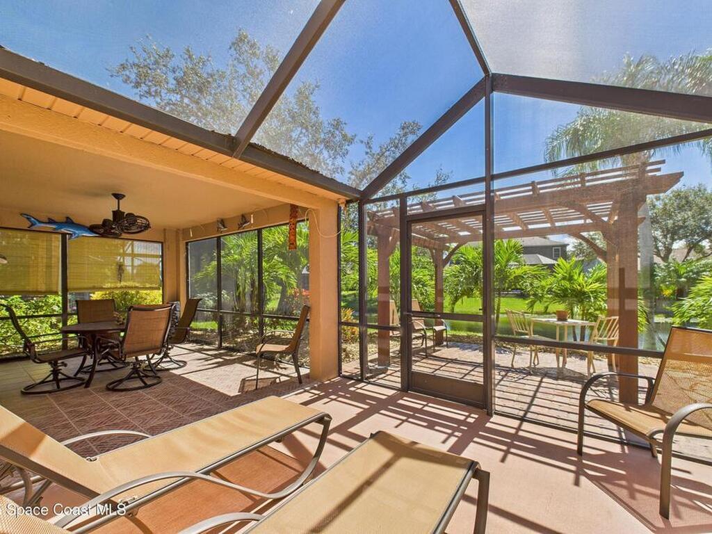 946 Shaw Circle, Melbourne, FL 32940