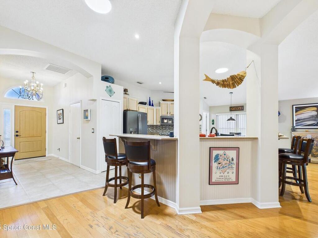 946 Shaw Circle, Melbourne, FL 32940