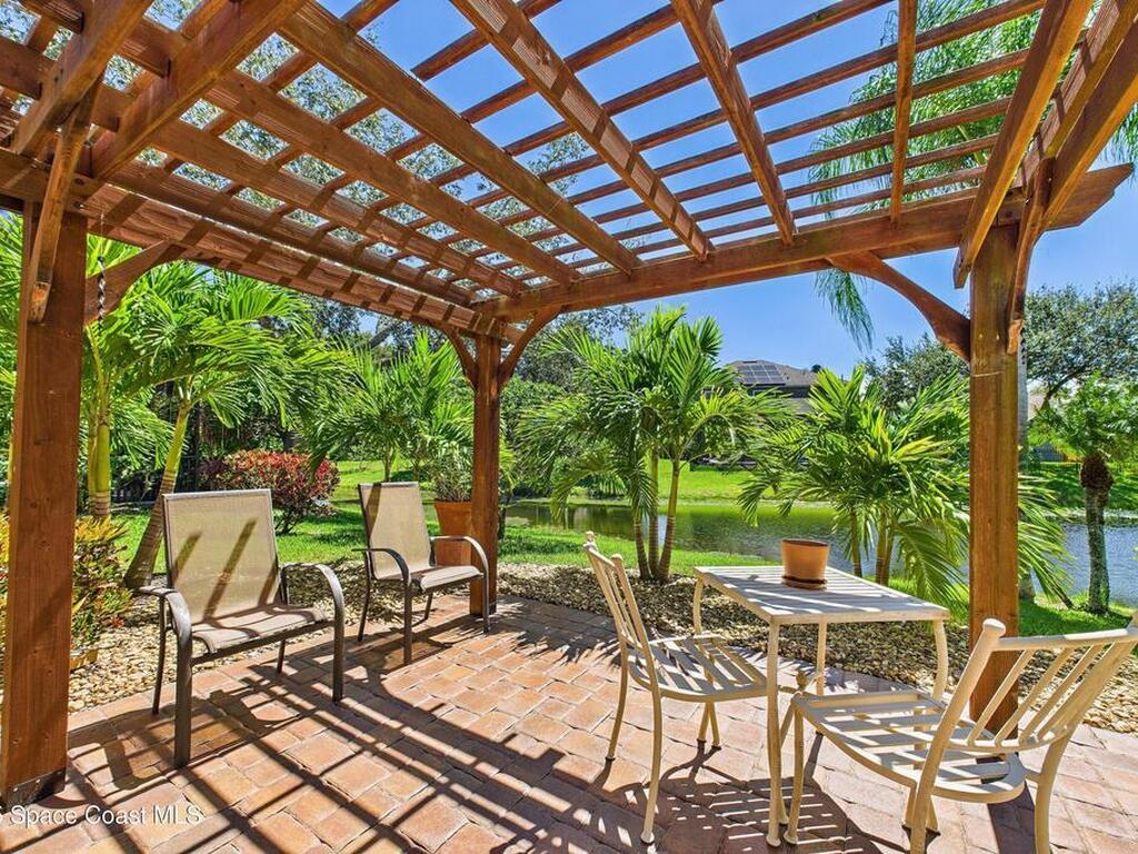 946 Shaw Circle, Melbourne, FL 32940