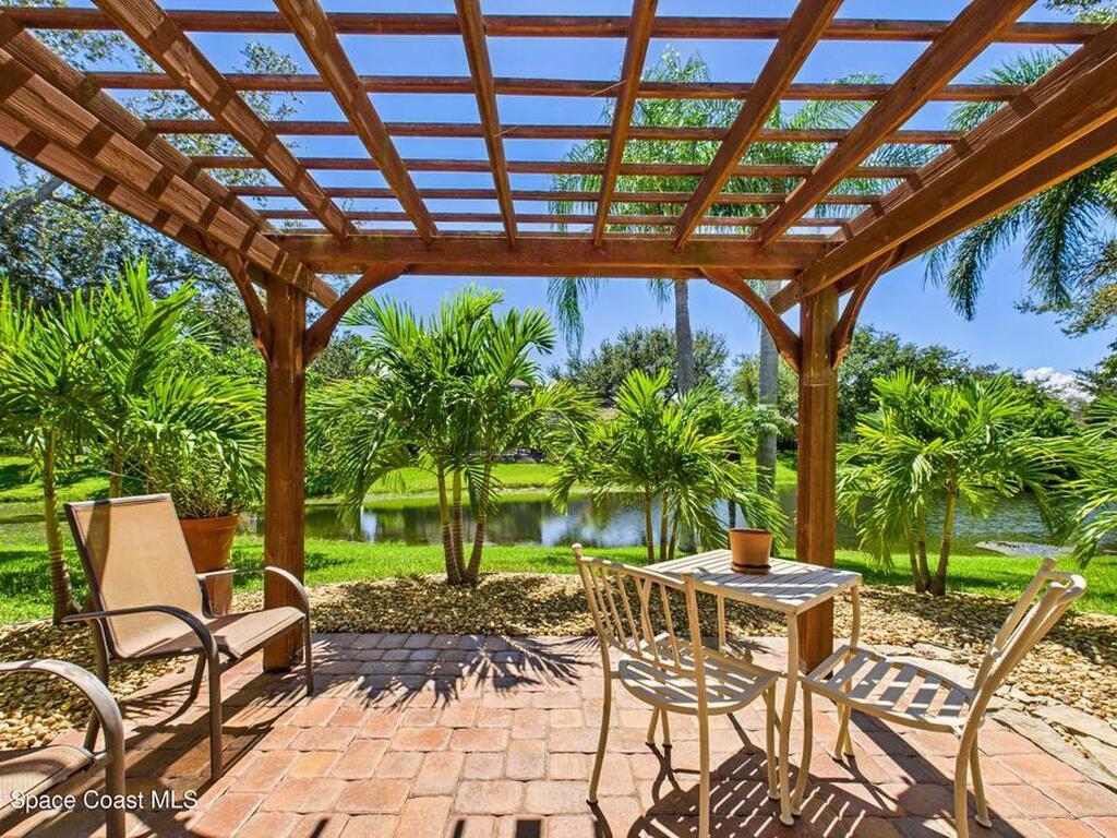 946 Shaw Circle, Melbourne, FL 32940