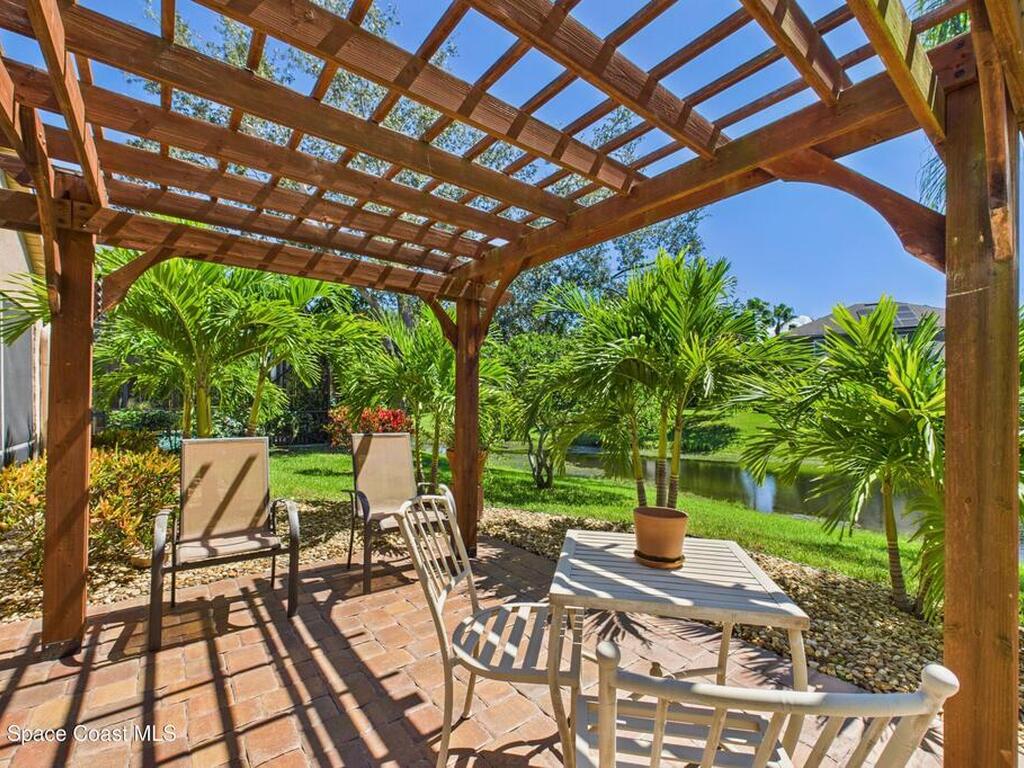 946 Shaw Circle, Melbourne, FL 32940