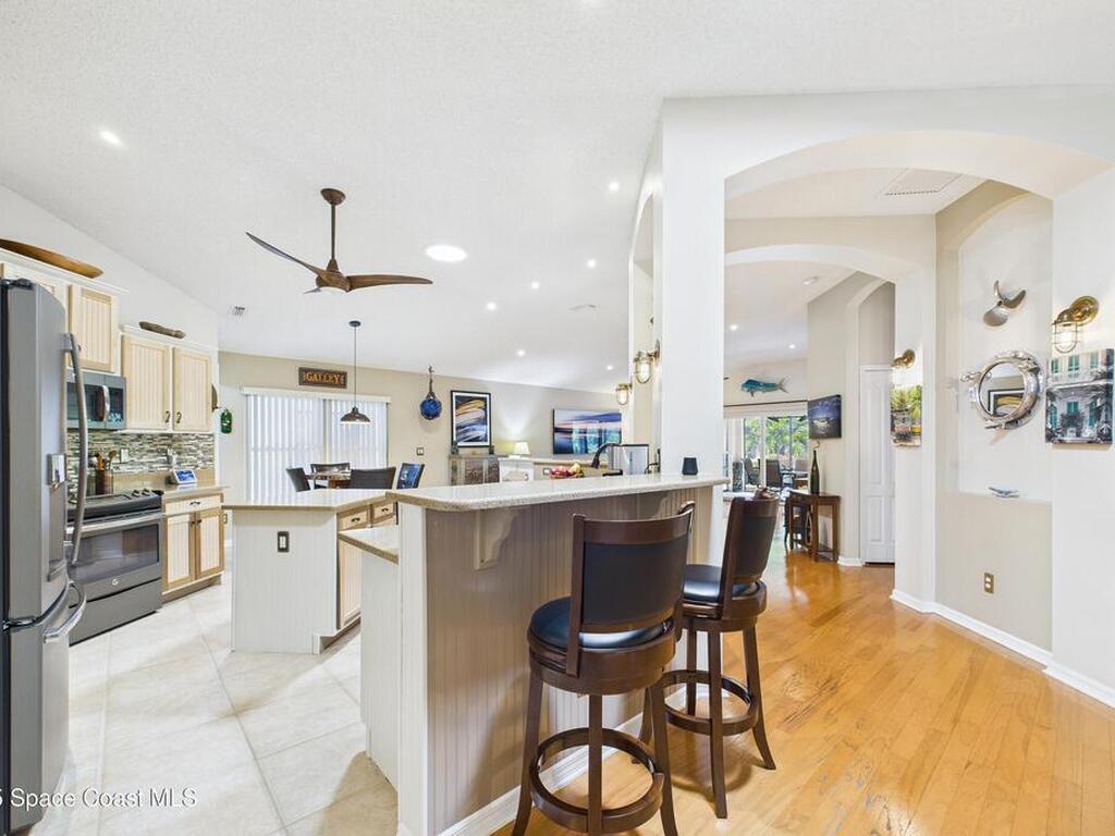 946 Shaw Circle, Melbourne, FL 32940