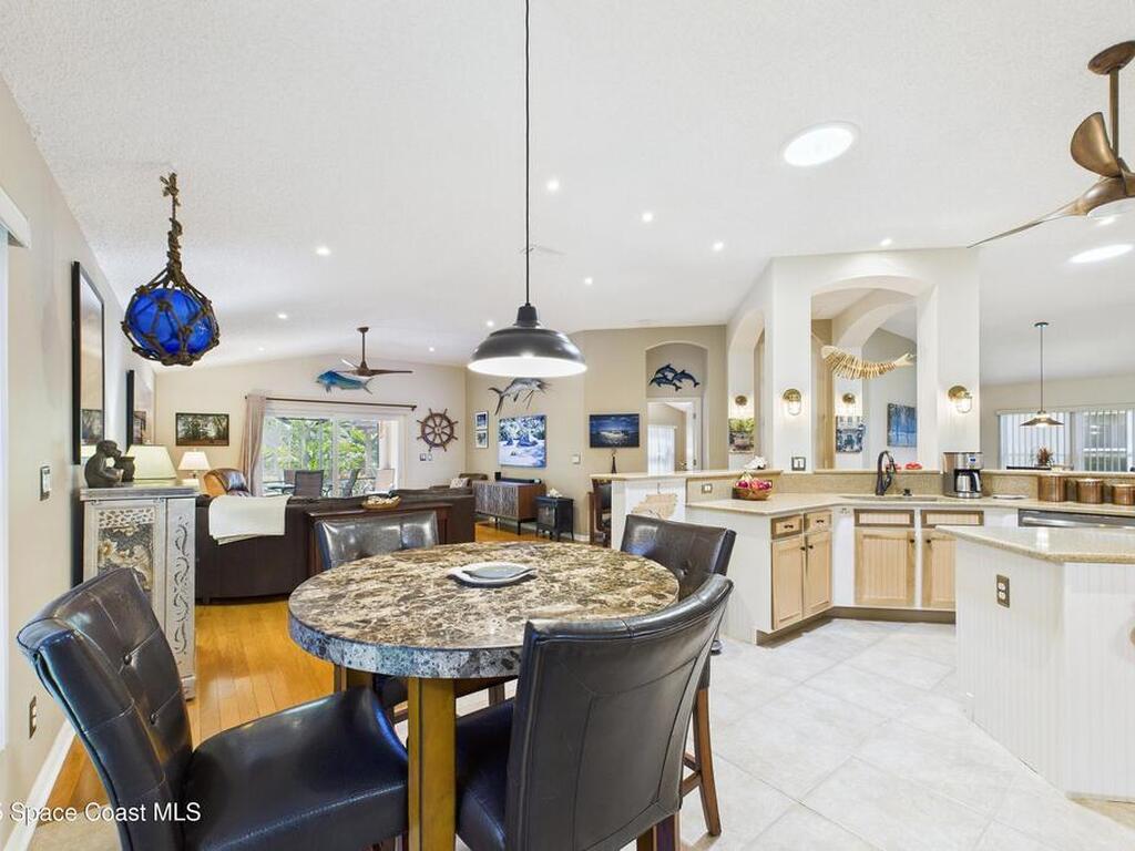 946 Shaw Circle, Melbourne, FL 32940