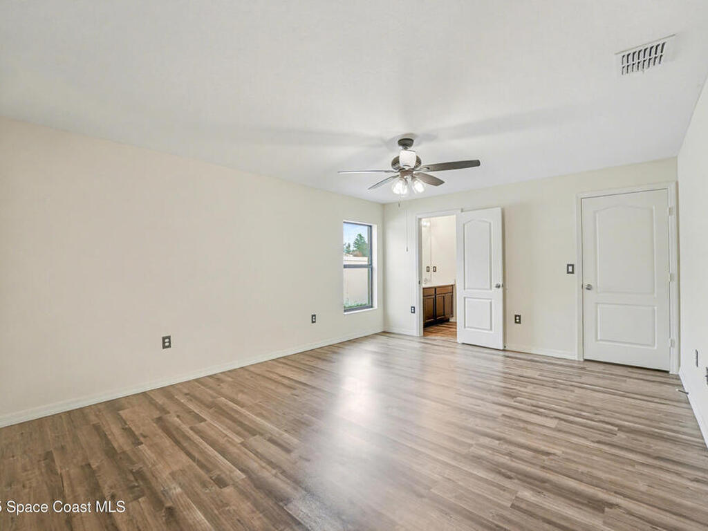 104 Jasmine Circle, Poinciana, FL 34759