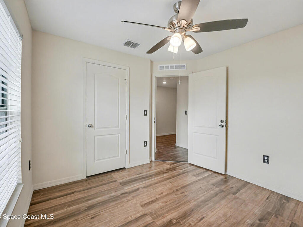 104 Jasmine Circle, Poinciana, FL 34759