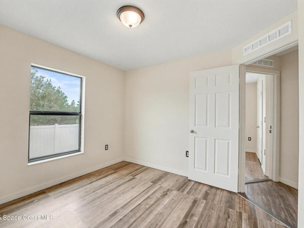 104 Jasmine Circle, Poinciana, FL 34759