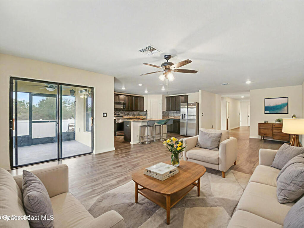 104 Jasmine Circle, Poinciana, FL 34759