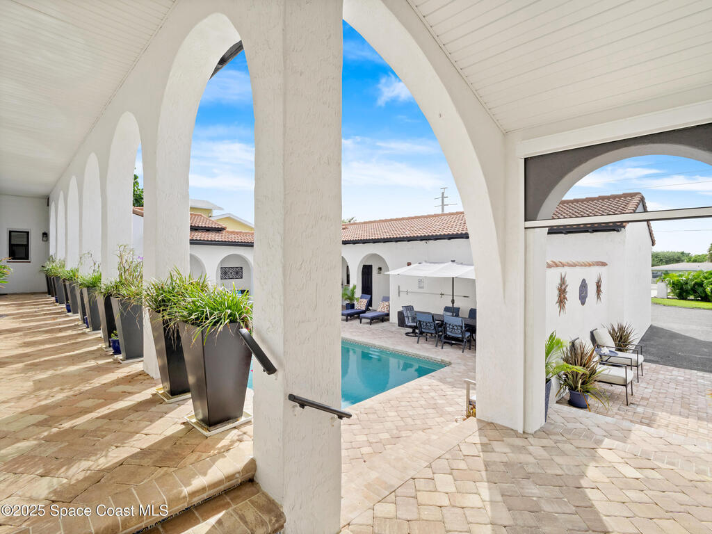 933 S Atlantic Avenue, Cocoa Beach, FL 32931